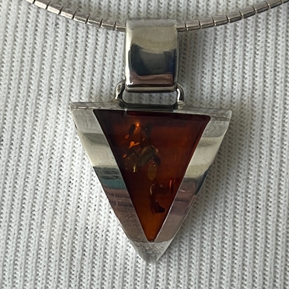 Jewelry - Gorgeous Vtg modernistic triangle Amber .925 sterling silver pendant 9.7g